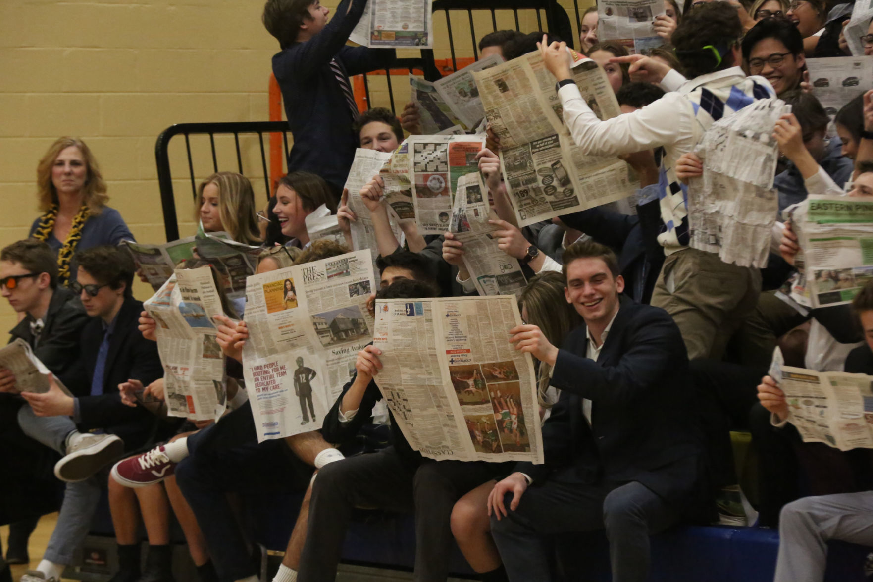 Holy Spirit Mainalnd boys basketball